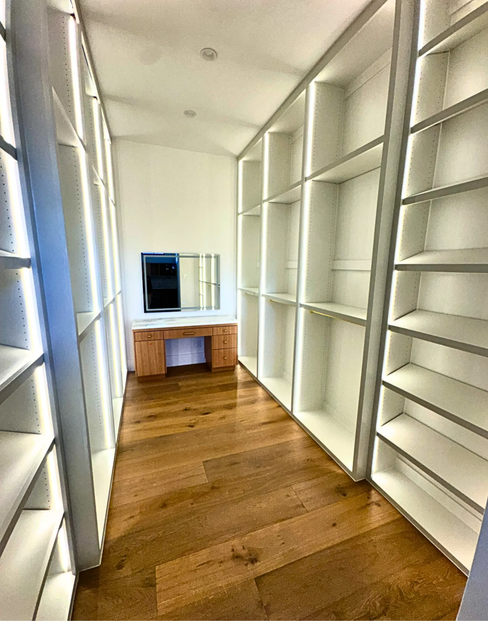 Custom Closet Millwork